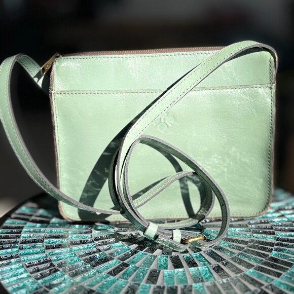 Patricia Nash Vallata Burnished Tooled Italian Leather Crossbody in Sage Green! - Picture 2 of 5